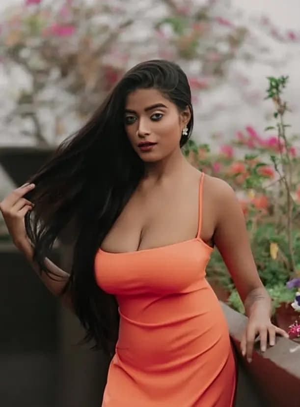 Komolini Majumdar Hot Instagram Model Presses Her Big Boobs and Rubs Her Pussy Naked.