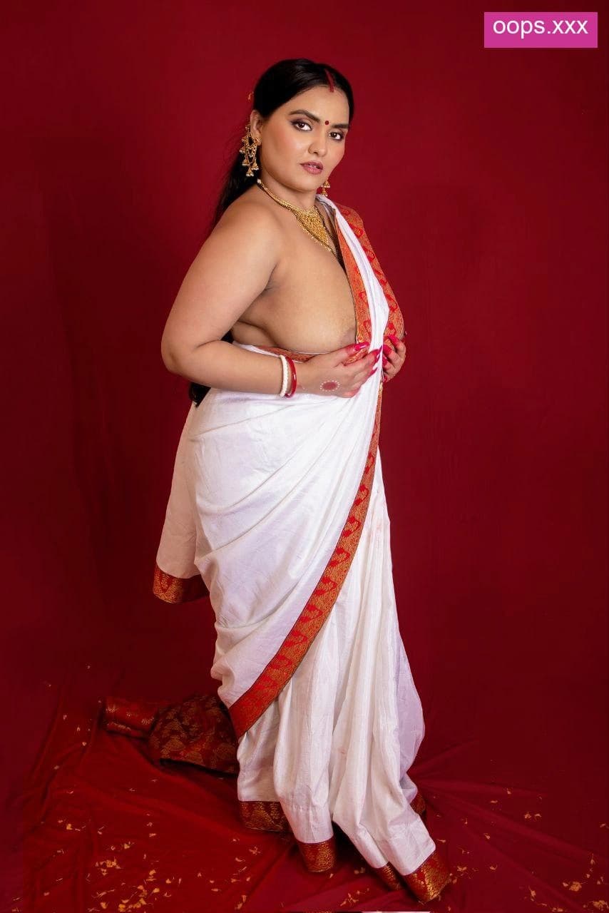 Image of Famous Chubby Desi Model Srishti Khan Full Nude Leaked Photoshoot Huge Boobs And Pussy Rubs Pics