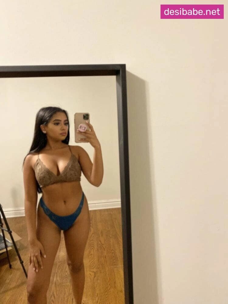 Image of NRI Busty Babe Leaked Full Nude Selfie Show Big Tight Boobs Ass Pics